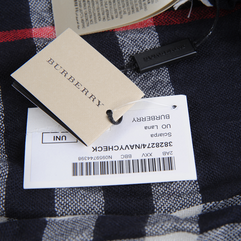 burberry 博柏利 男士海军蓝格子羊绒混纺褶皱围巾3828274